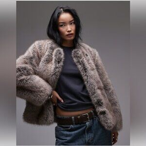 Women's Plush Vintage Fur Coat - Taupe